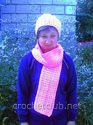 розовая шапочка и шарф