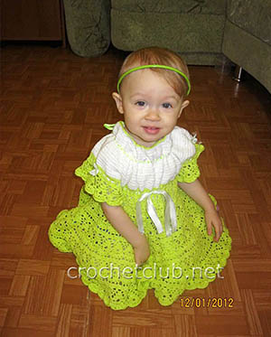зеленое платье для малышки