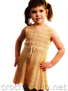 Кремовое платье для девочки 4-х лет