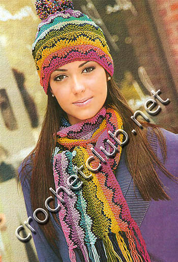 разноцветная шапка и шарф