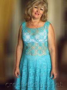 Летнее голубое платье